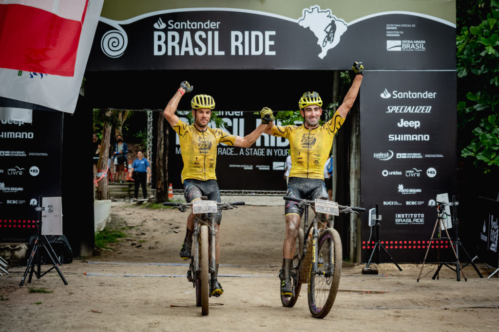 Hans Becking e José Dias vencem a 11ª edição da prova (Marcelo Maragni / Santander Brasil Ride)